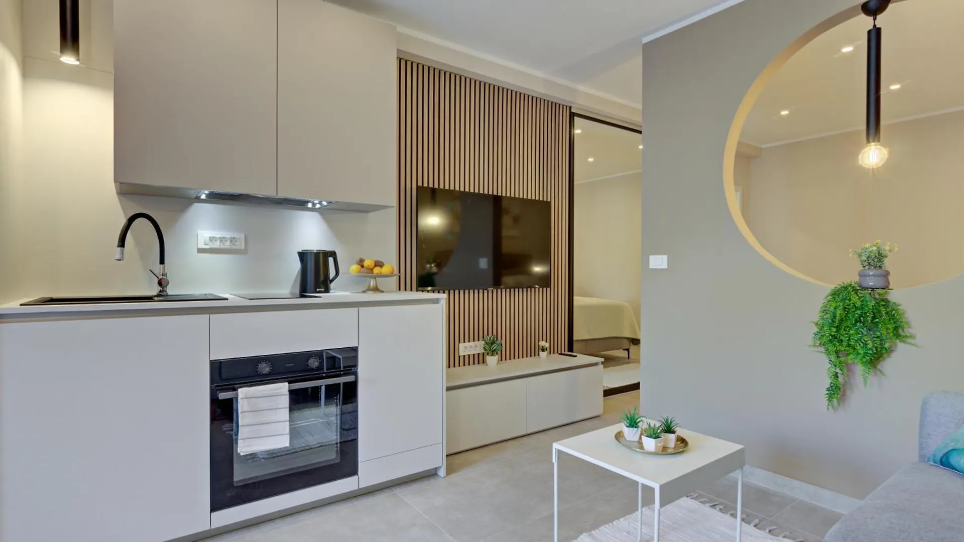 Delux Studio Apartment Aron With Free Parking