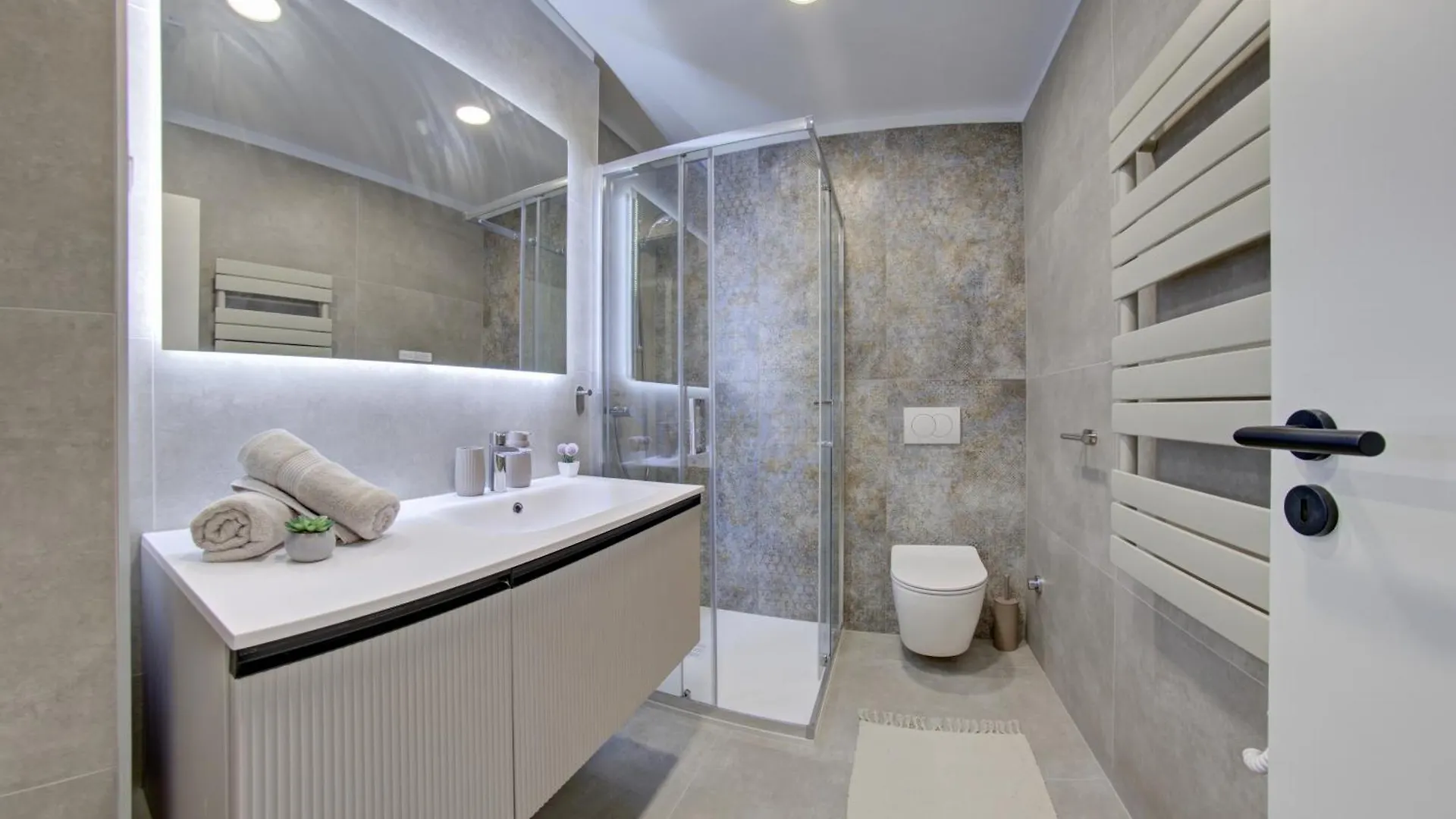 Delux Studio Apartment Aron With Free Parking Pula