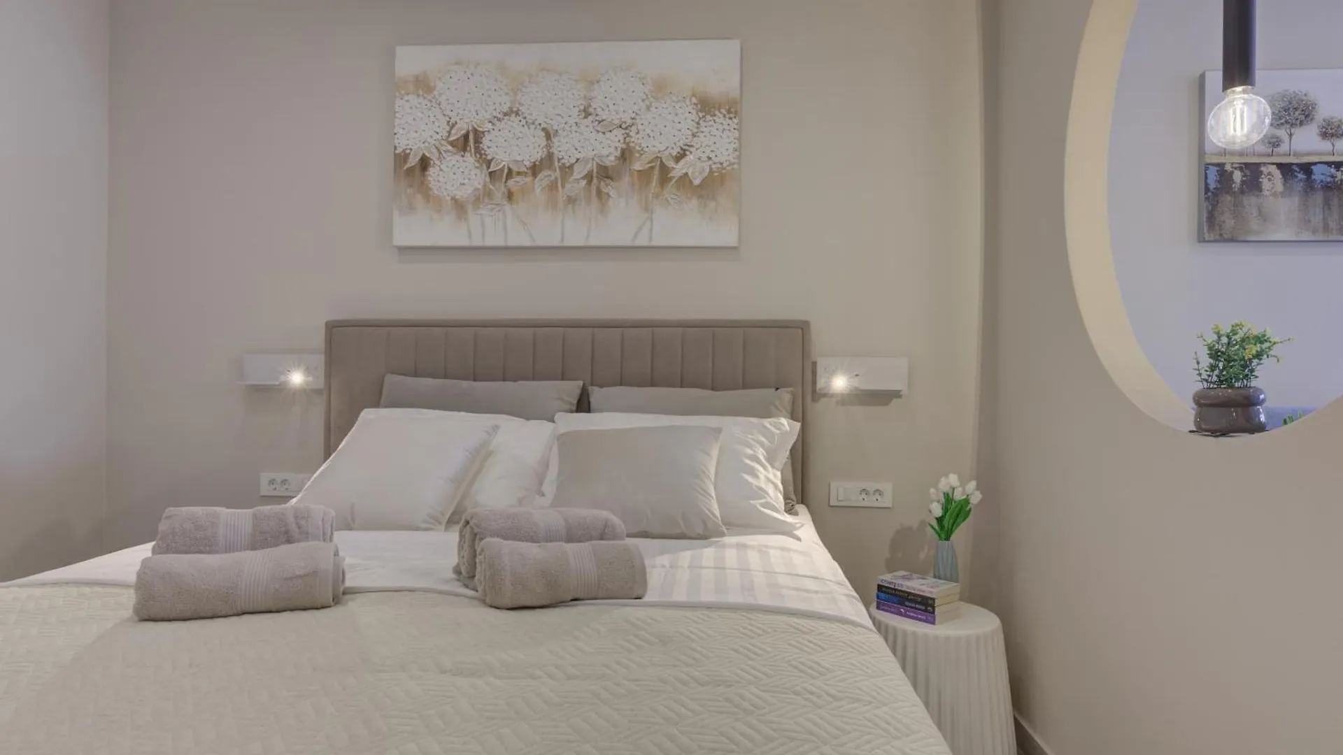 Delux Studio Apartment Aron With Free Parking Pula 0*,